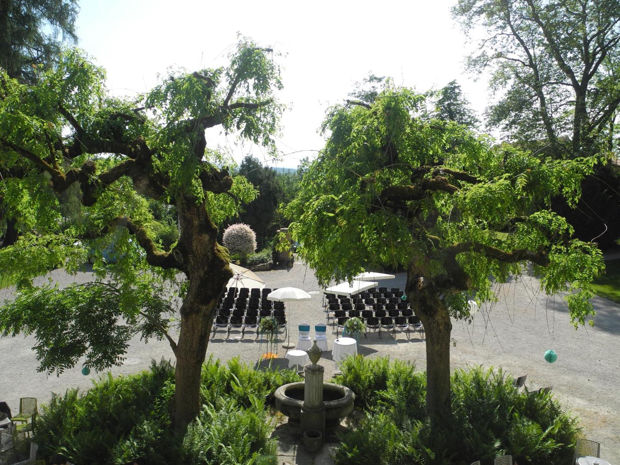 מורטן Schloss Muenchenwiler מראה חיצוני תמונה