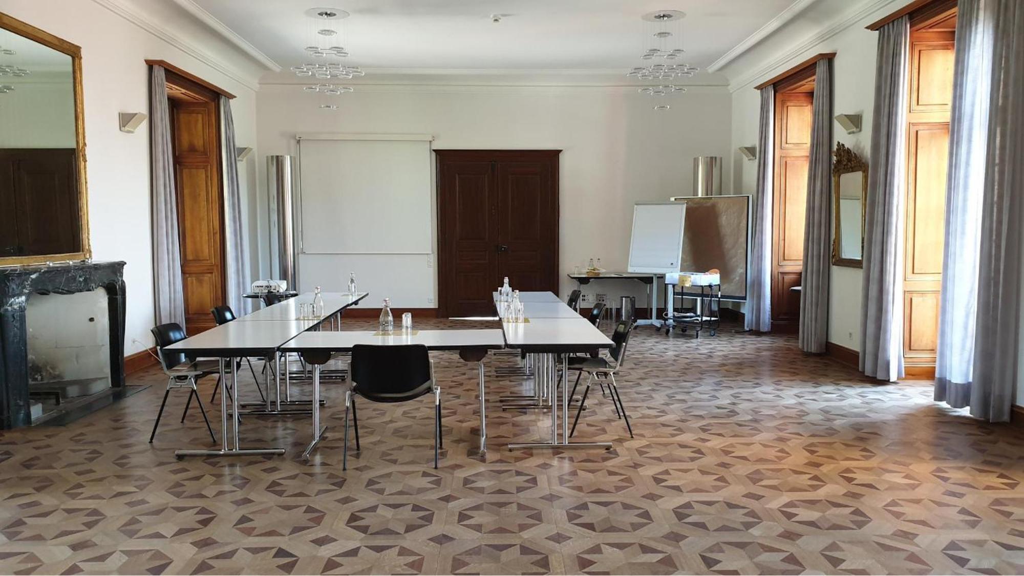 מורטן Schloss Muenchenwiler מראה חיצוני תמונה
