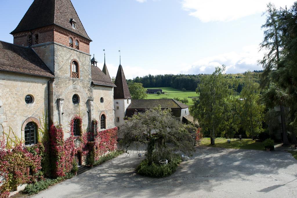 מורטן Schloss Muenchenwiler מראה חיצוני תמונה